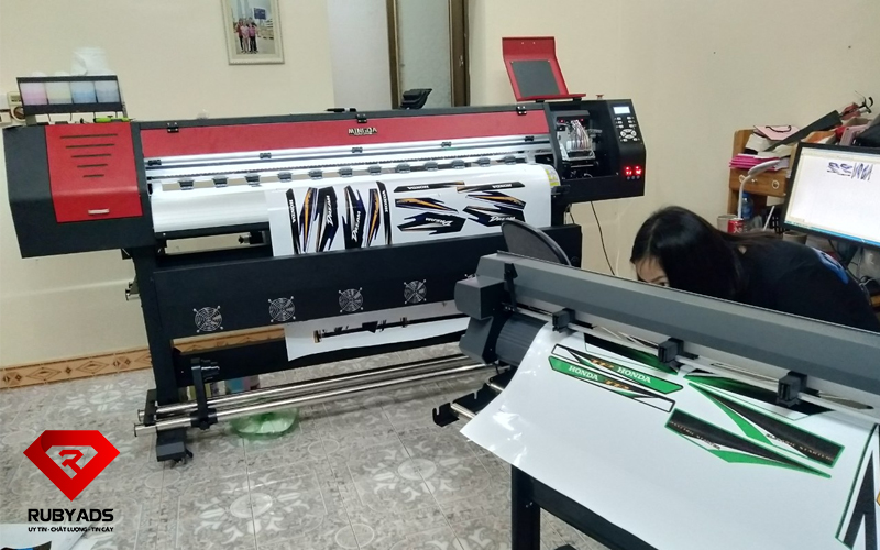 Nên mua máy in bạt quảng cáo ở đâu?