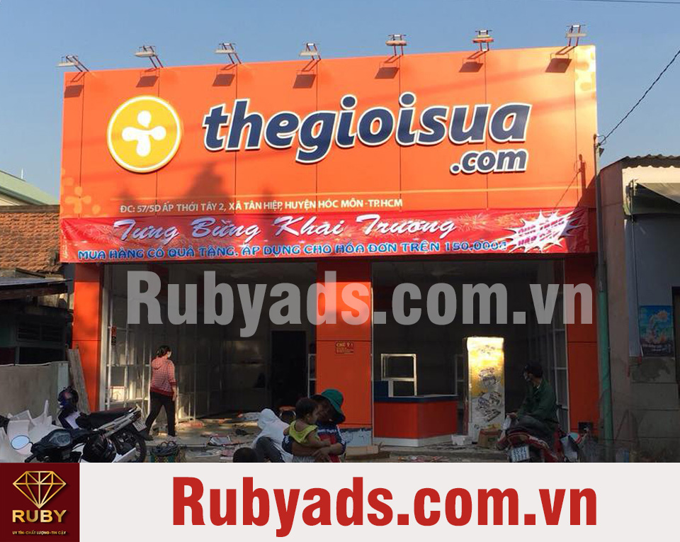 bảng hiệu quảng cáo