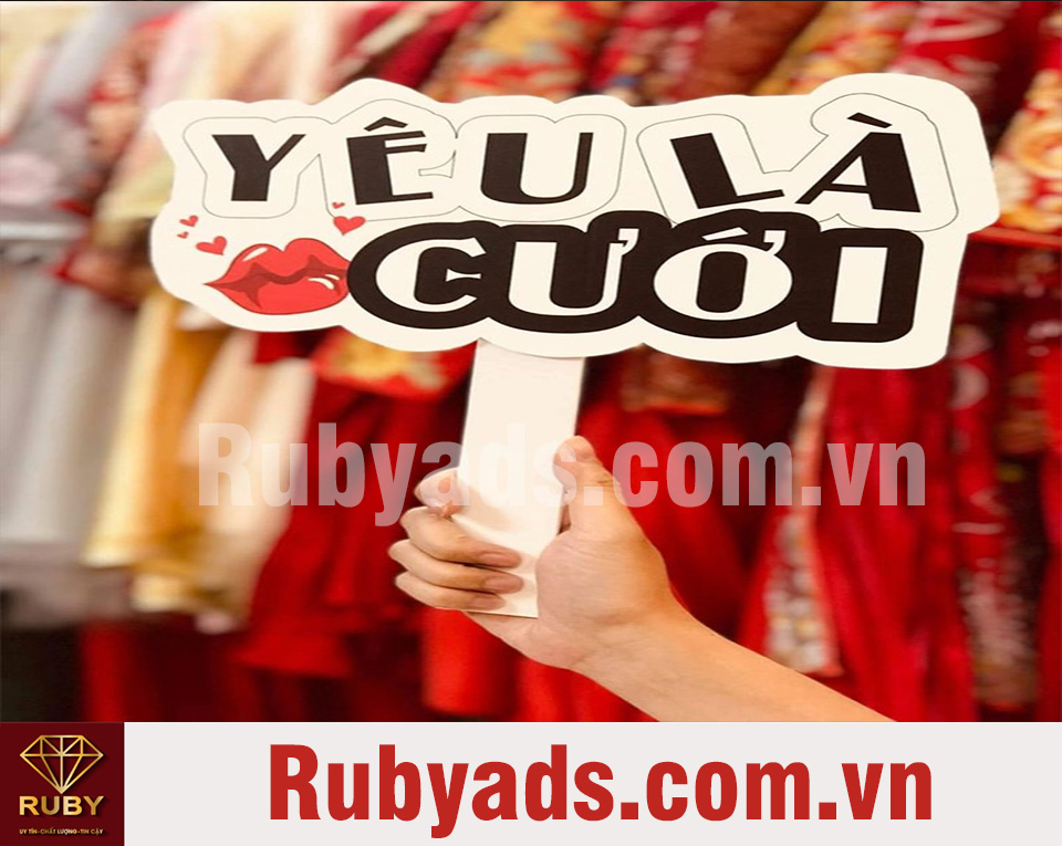 Hashtag cầm tay sự kiện là gì?