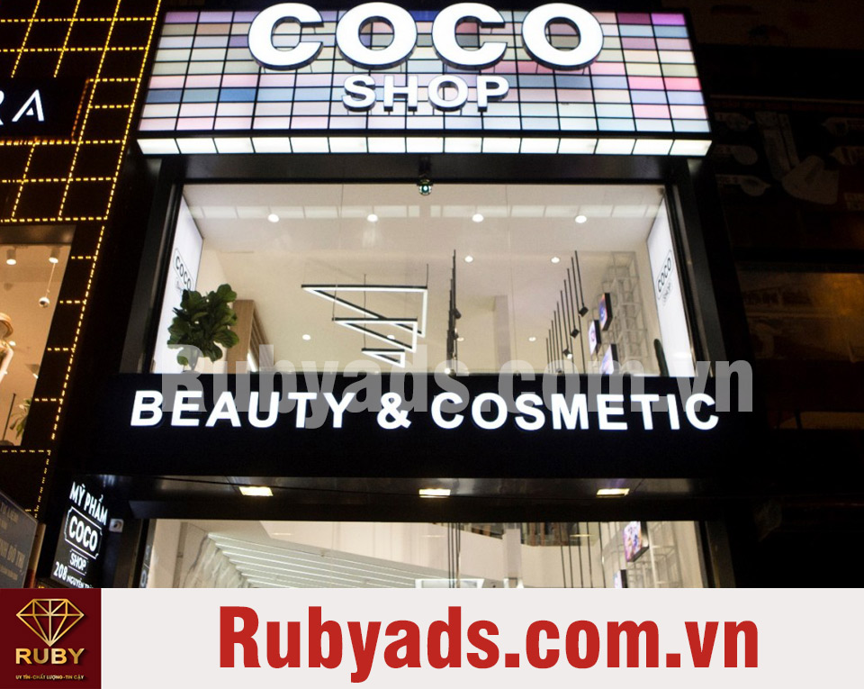 thiết kế bảng hiệu shop mỹ phẩm