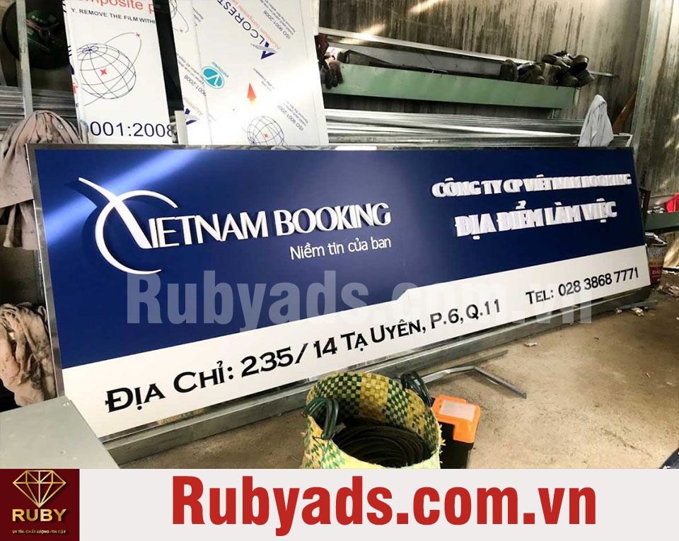 Thi công bảng hiệu quảng cáo tại huyện Bình Chánh chuyên nghiệp