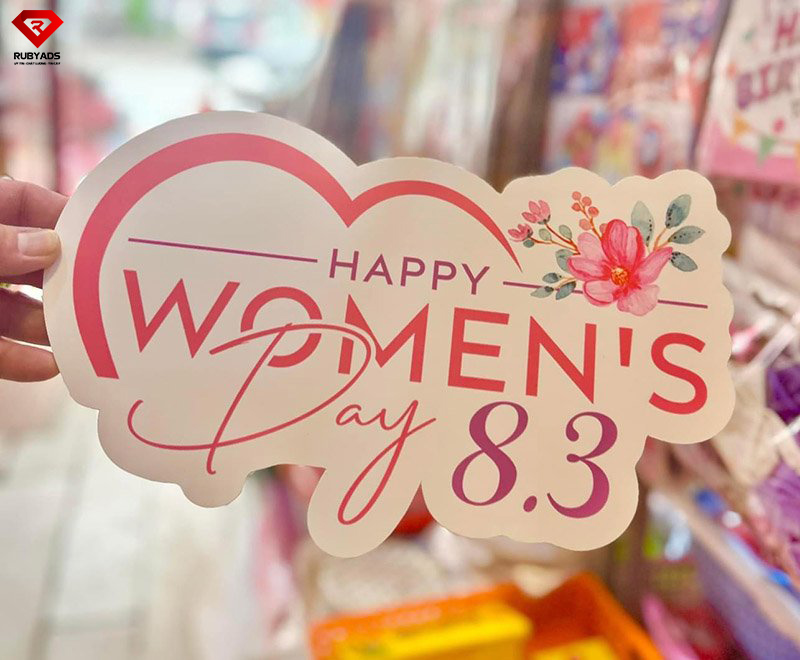 Hashtag Cầm Tay 8/3: Xu Hướng Check-in Độc Đáo Dành Cho Ngày Quốc Tế Phụ Nữ