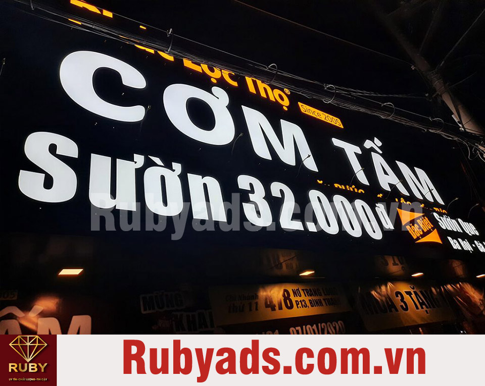 thi công bảng hiệu quảng cáo tại Quận 8