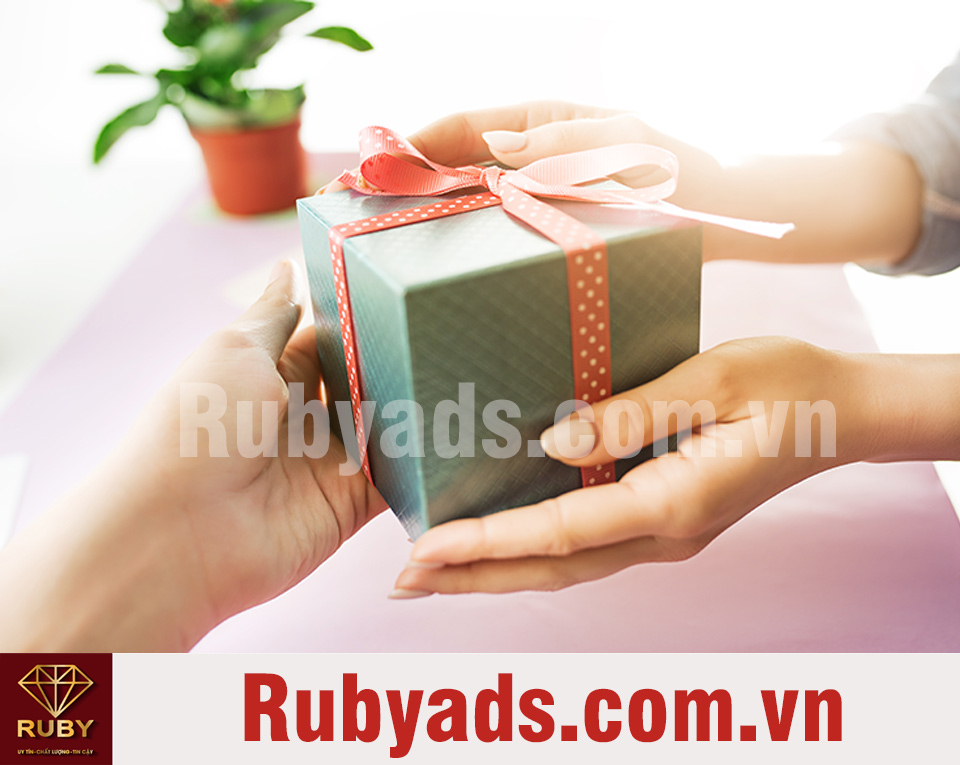 quà tặng lưu niệm