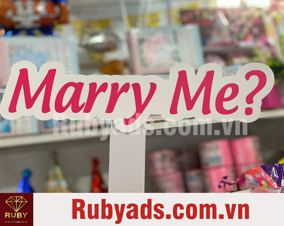 hashtag cầm tay chụp hình