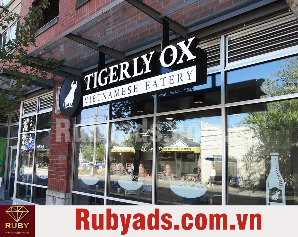 Thi công bảng hiệu quảng cáo tại quận Phú Nhuận chất lượng