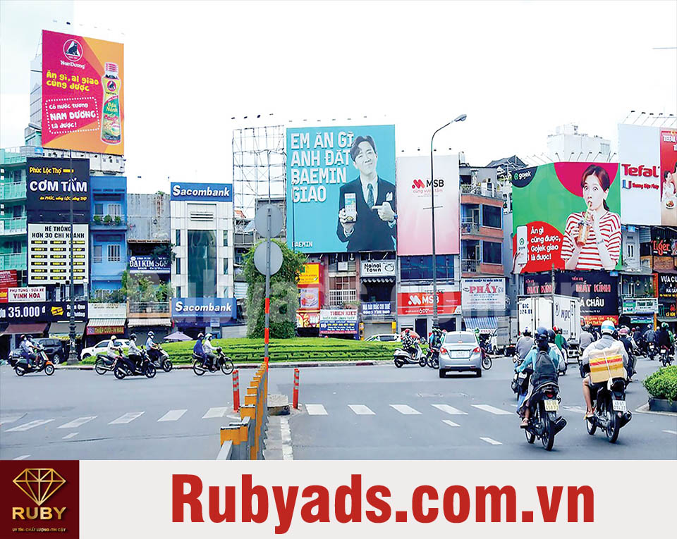 Nội dung được ghi trên Pano quảng cáo