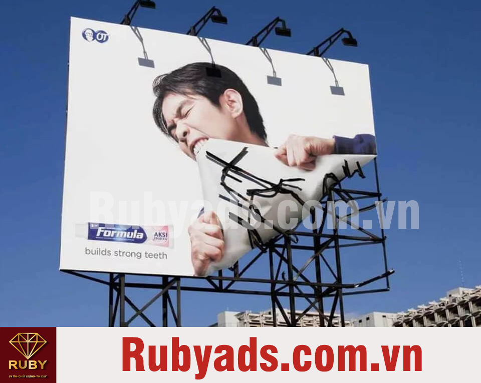 in PP ngoài trời là gì