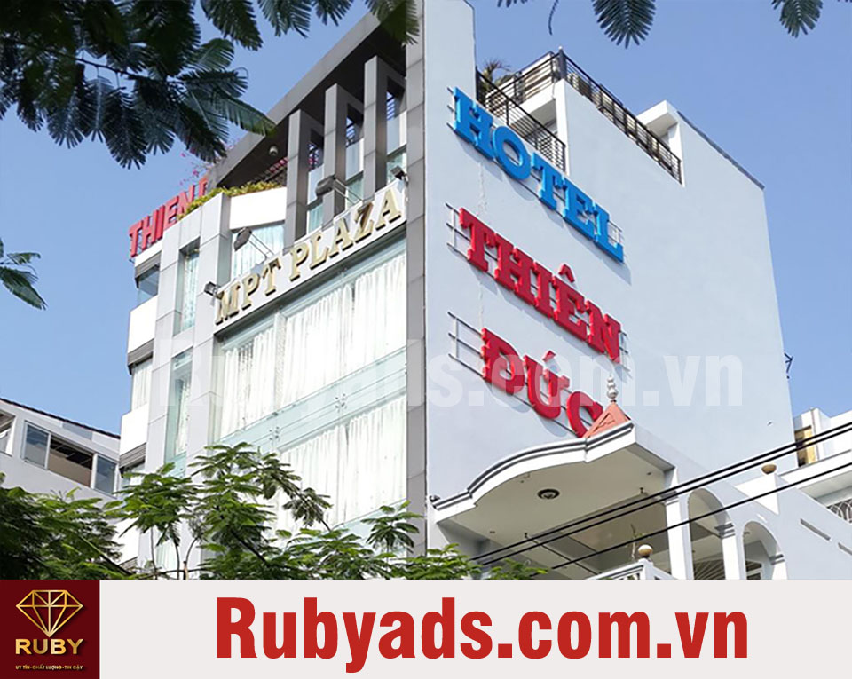 Thiết kế bảng hiệu quảng cáo khách sạn