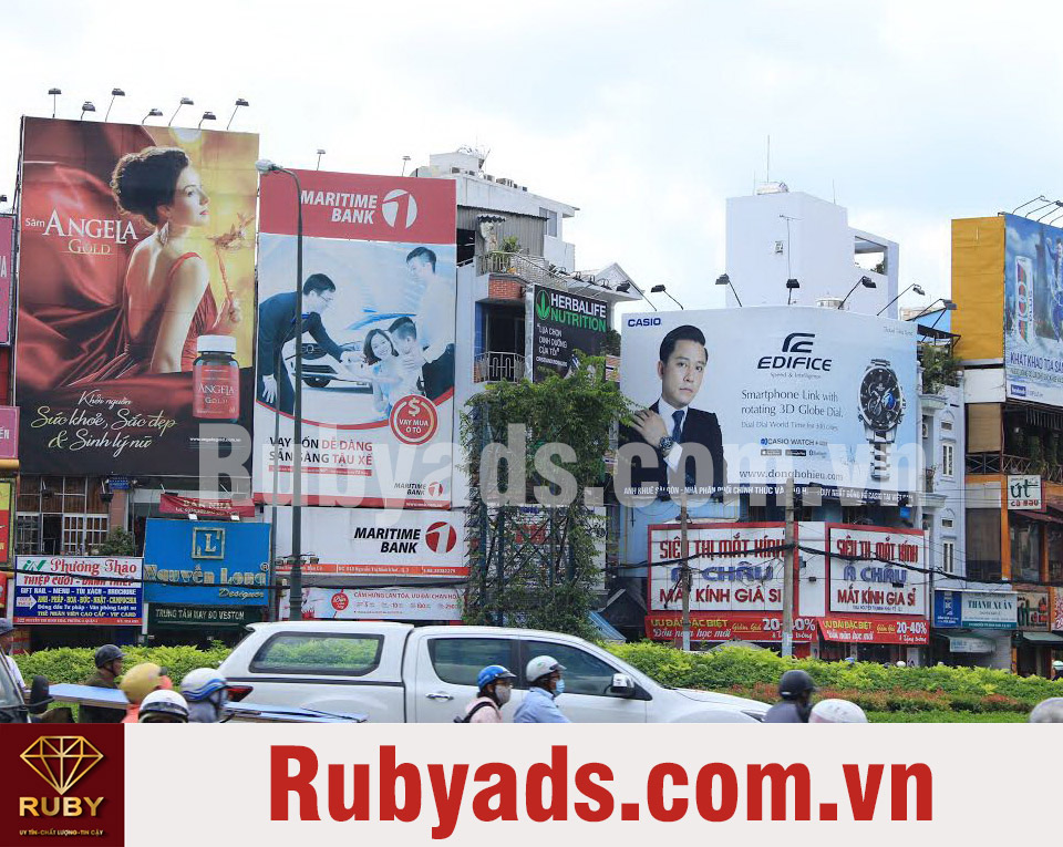 Làm thế nào để xin giấy phép quảng cáo ngoài trời?