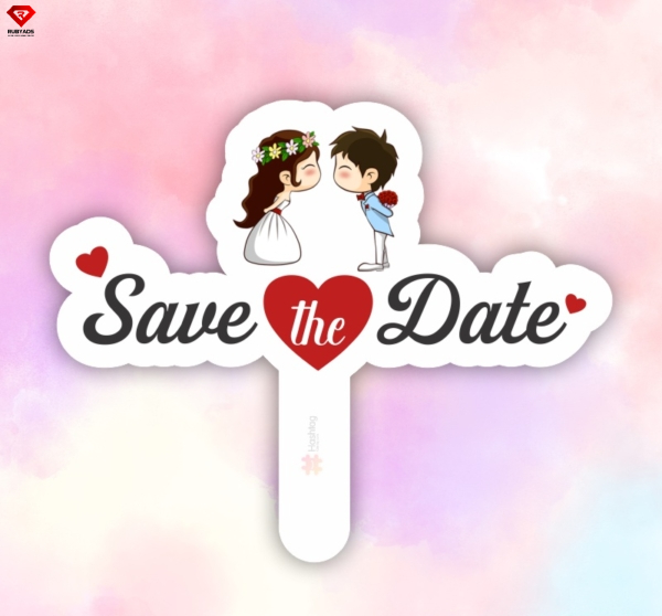 hashtag cầm tay ngày cưới