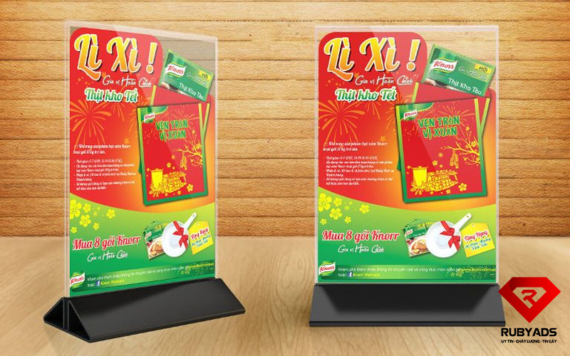 kích thước standee để bàn