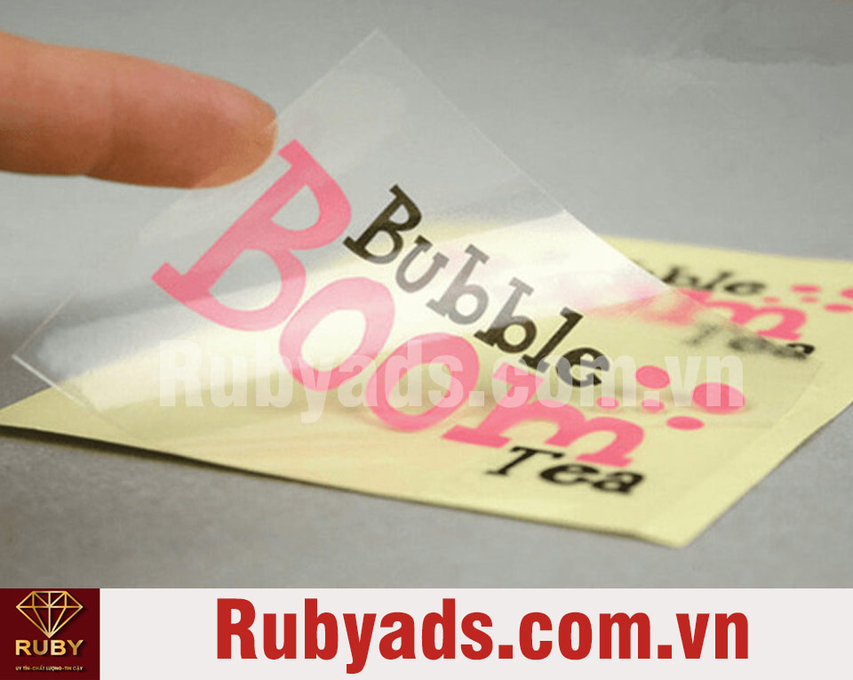 So sánh chất liệu In PP với Decal theo các tiêu chí cơ bản nhất