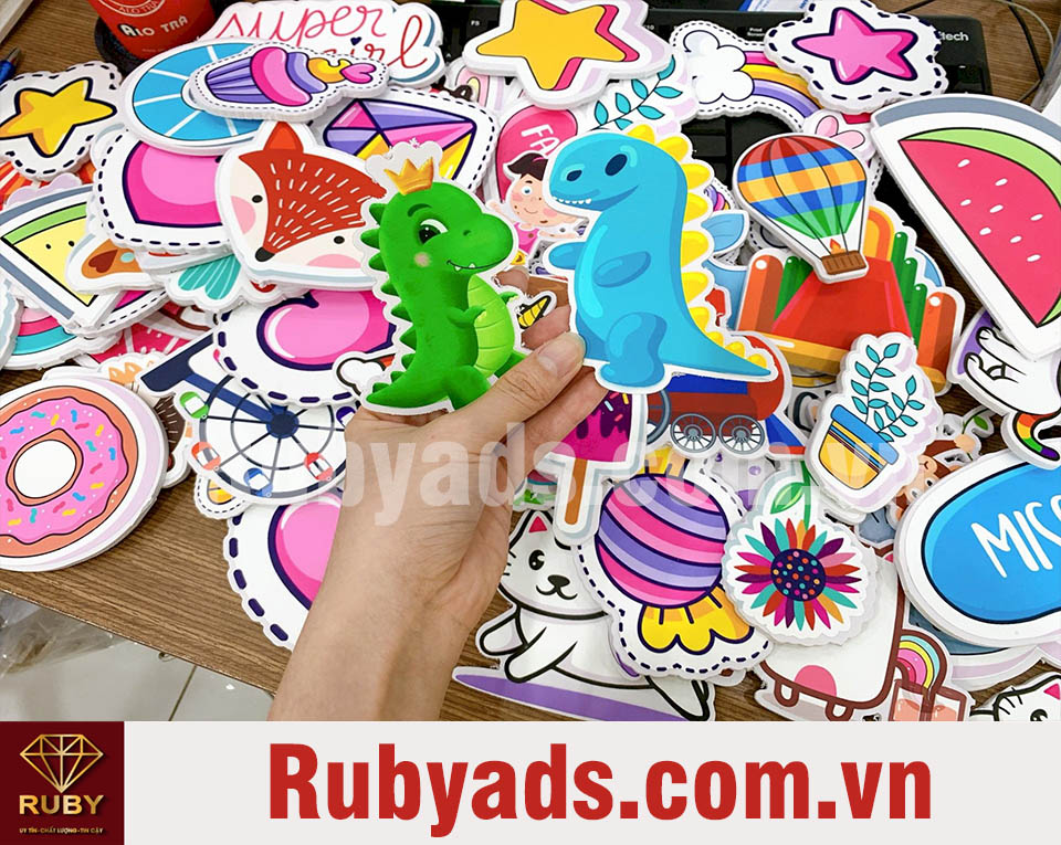 Sản phẩm hashtag cầm tay uy tín, chất lượng theo yêu cầu