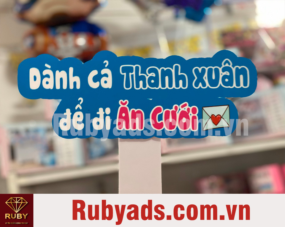 dịch vụ in hashtag cầm tay tại Quận 2