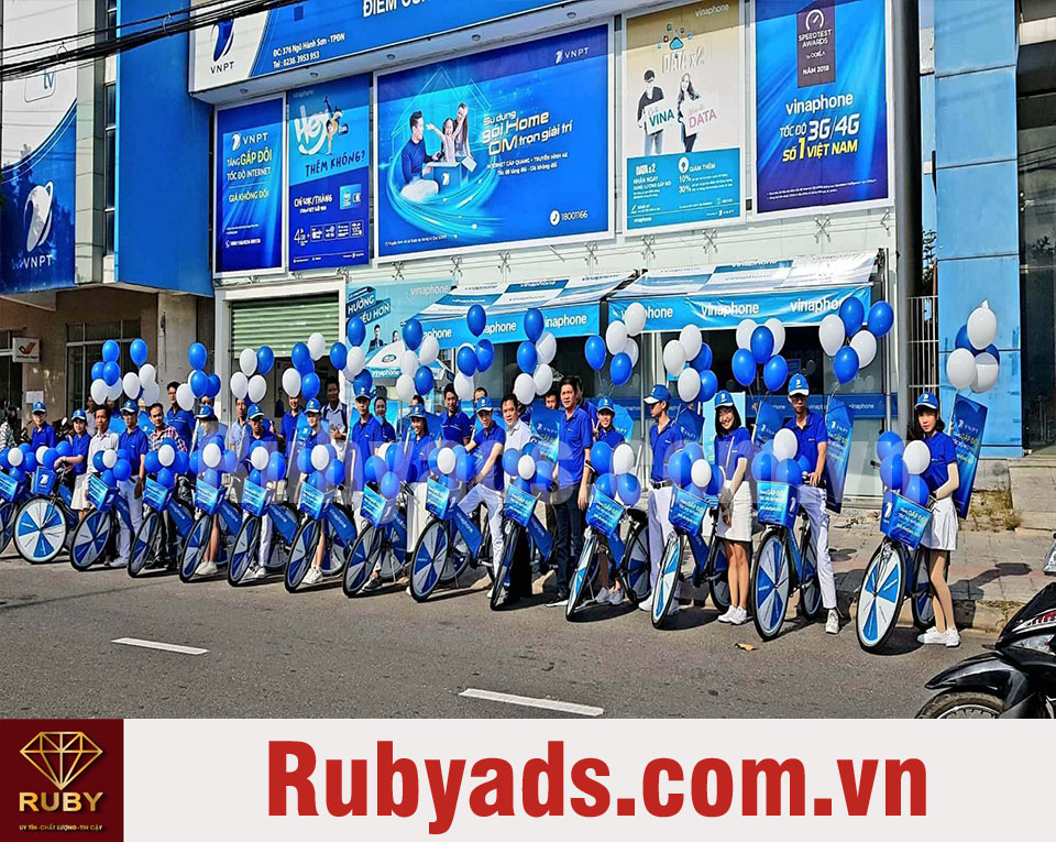 Tổ chức chạy roadshow truyền thông thương hiệu