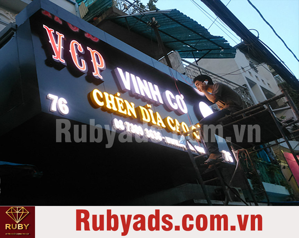 Dịch vụ thi công bảng hiệu quảng cáo tại Quận 10