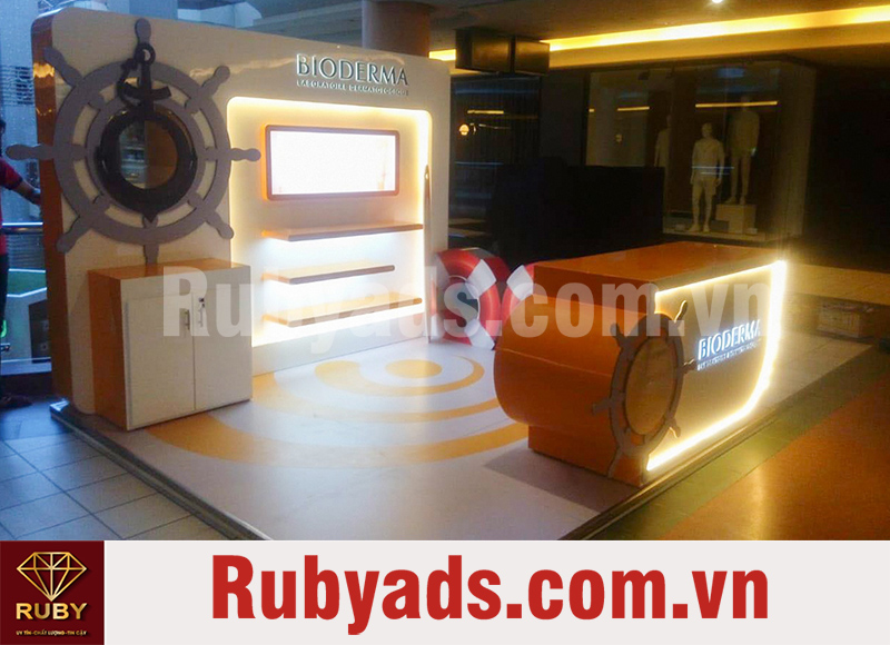 vì sao doanh nghiệp nên làm booth quảng cáo